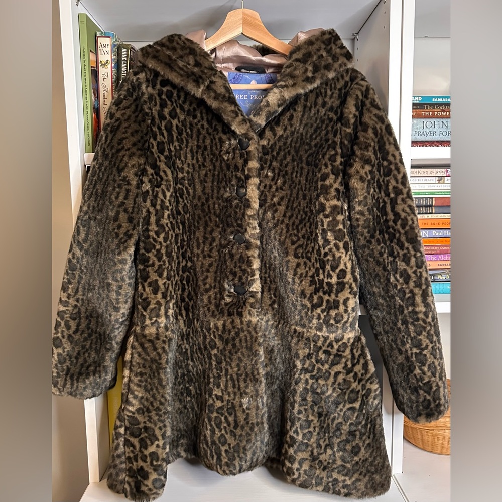 Free People Faux Fur Leopard Swing Coat. Size S